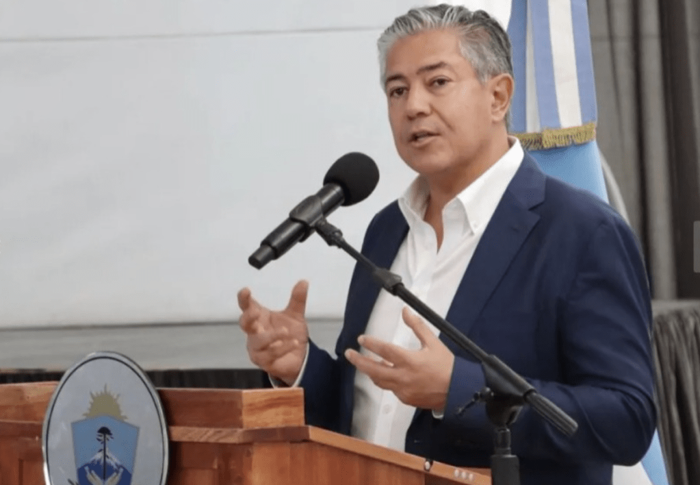 Rolo Figueroa entregó 540 escrituras en toda la provincia: “Tener la escritura de nuestra casa nos da&nbsp;igualdad”