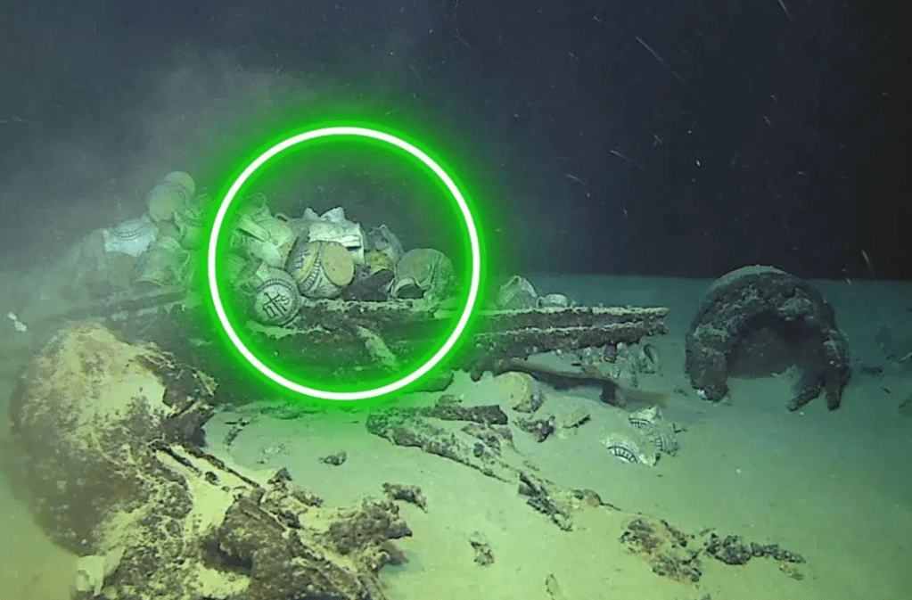 Hallazgo récord: un pecio del siglo XVI descubierto a 2.570 metros por la Armada&nbsp;francesa