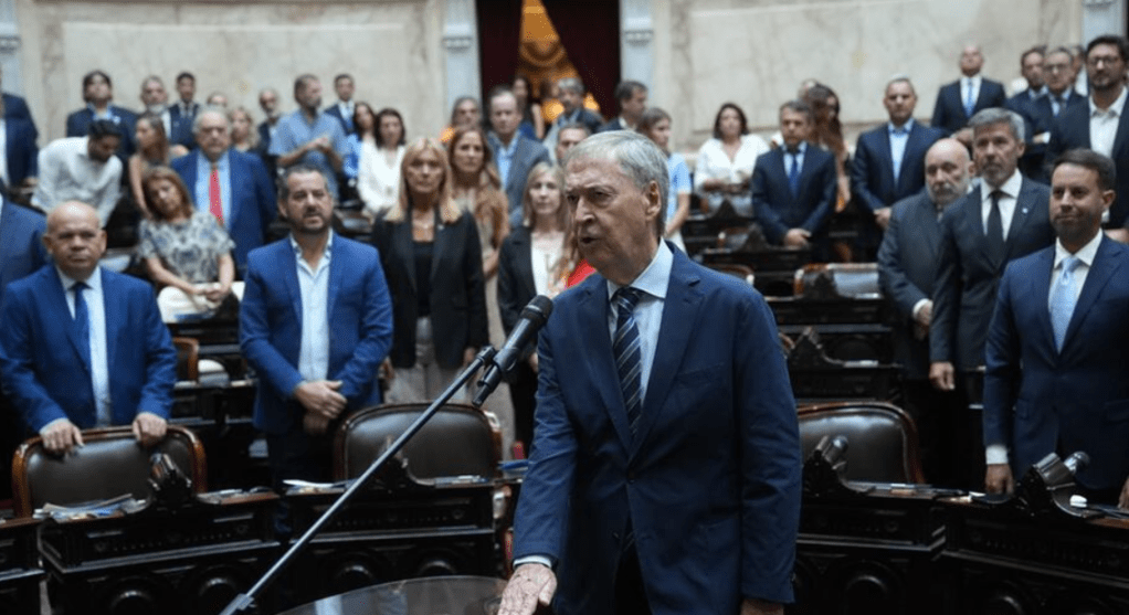 Schiaretti faltó a la sesión clave por la reforma laboral y se recalienta la interna en Córdoba 